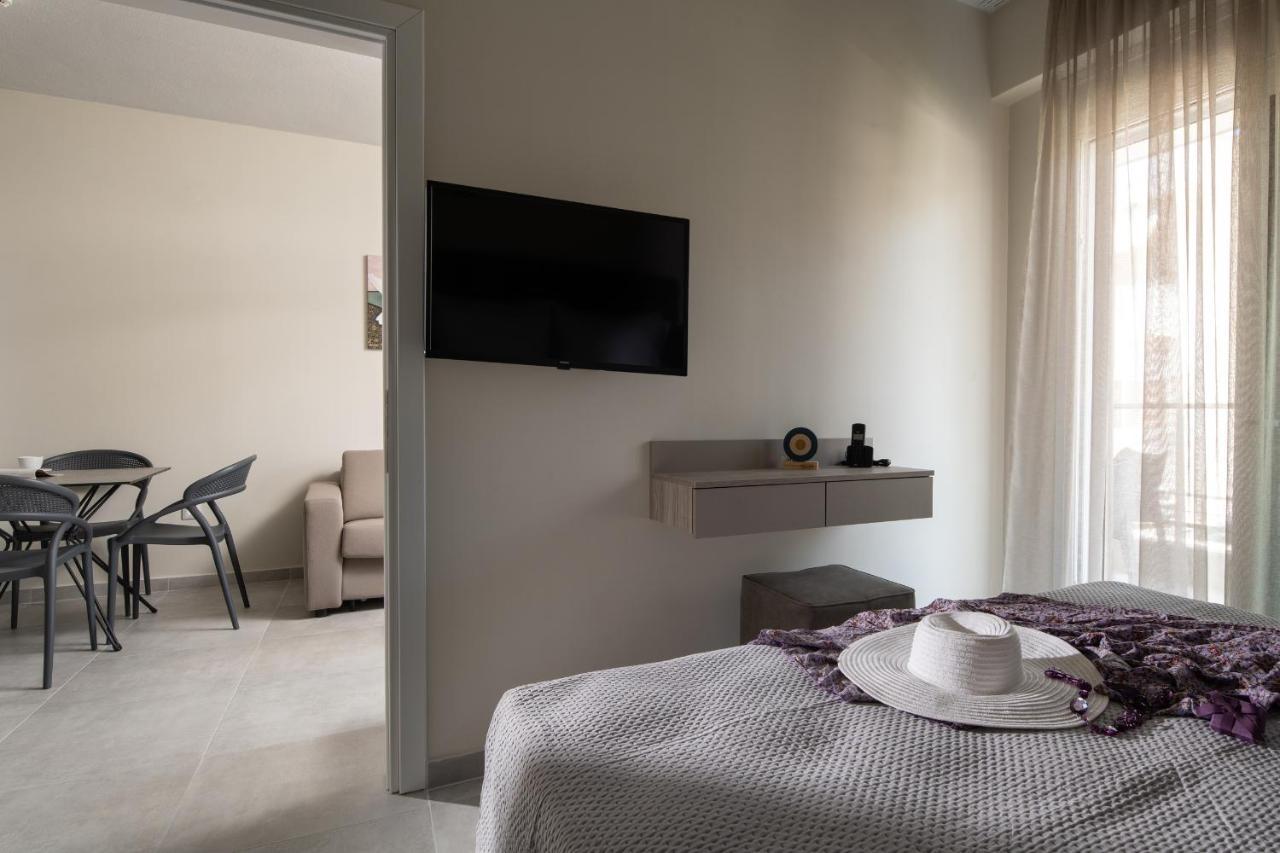 Crist Luxury Apartments Potidée Extérieur photo